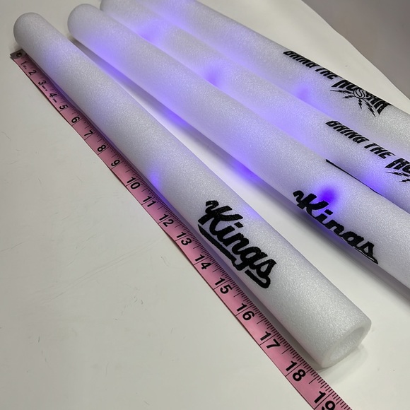 Sacramento Kings Glow Sticks - Picture 5 of 5